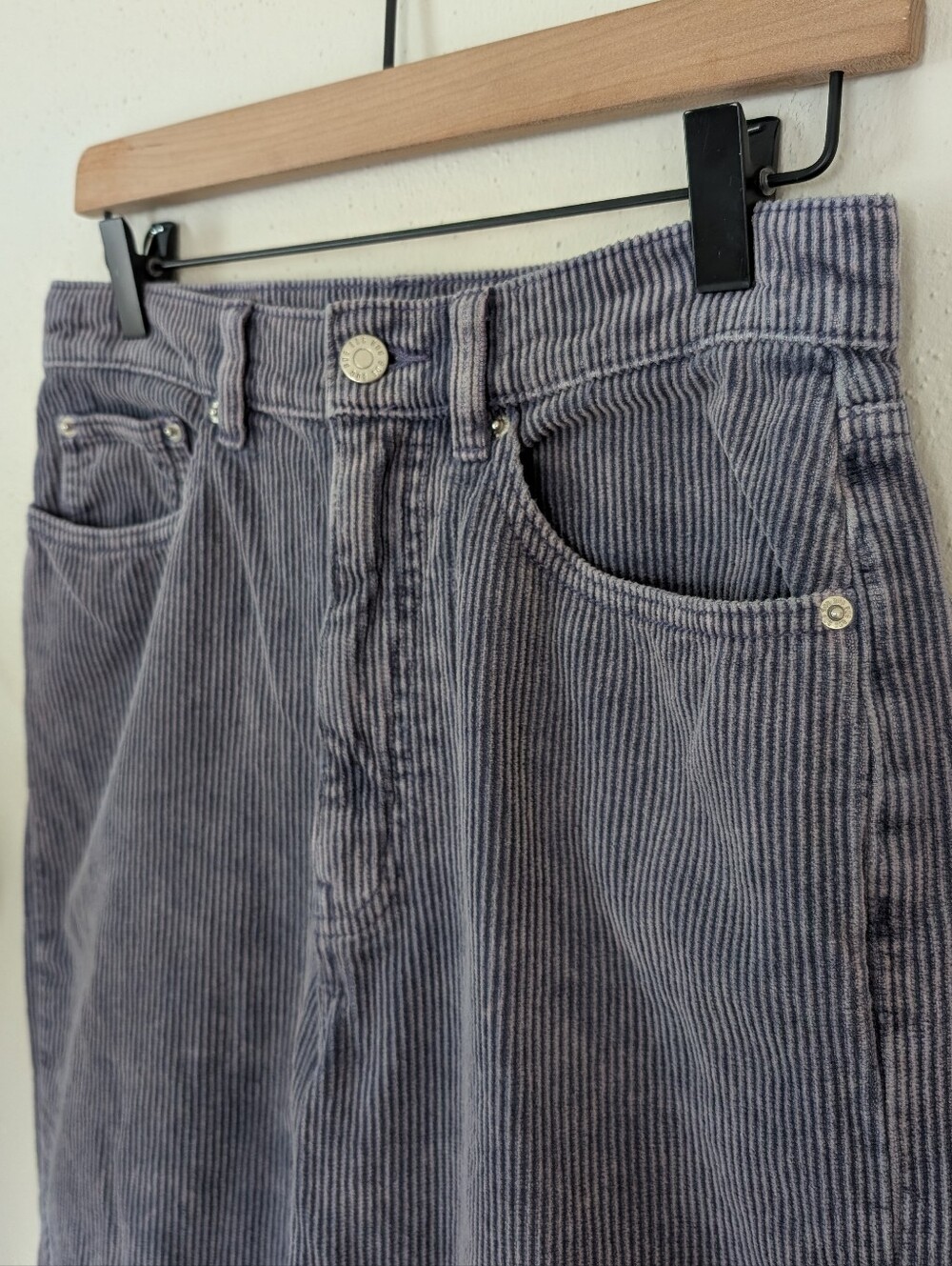 BDG | High & Wide | Wide Wale Corduroy Pant - Picture 4 of 10